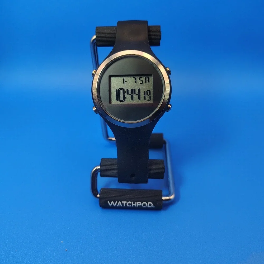 Vintage 2007 INC International Concepts 36mm Mens Digital Quartz Sport Watch
